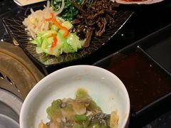-山川小町·极番烧肉(新地假日广场店)
