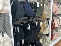 -优衣库(长沙国金中心店)