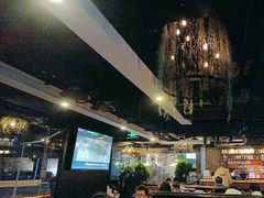-麦凯伦烧烤·精酿超级工厂店(金桥总店)