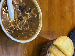 -穆彦华逍遥镇胡辣汤(岗坡路店)