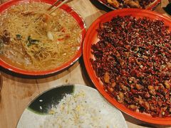 -先启半步颠小酒馆(常熟万达广场店)