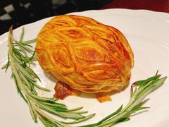 惠灵顿牛排-LENBACH兰巴赫西餐·精酿啤酒(香格里拉店)
