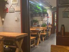 -万记麻辣烫国展总店