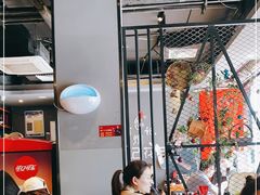 -何记花甲(海岸城旗舰店)