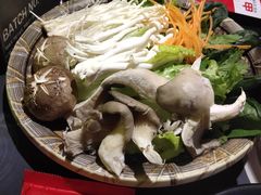 -红钳侠小龙虾·烧烤(中赢康康谷店)