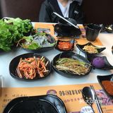 真的很辣，海鲜饼很脆很好吃，还能吃到里面有虾有章鱼腿