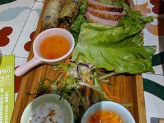 -越弥越南传统美食馆