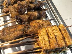 -烤满分·东北烧烤(首经贸店)