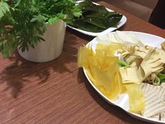 -思阁炭香火锅(学伟鑫城总店)