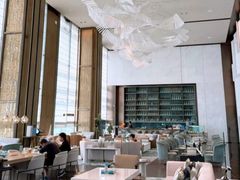 -深圳国际会展中心希尔顿酒店(前海华发冰雪世界店)
