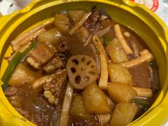 -多嘴肉蟹煲(万达店)