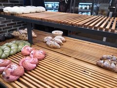-焙丽拾光(麦凯乐直营店)
