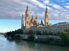 景点-皮拉尔圣母圣殿主教座堂