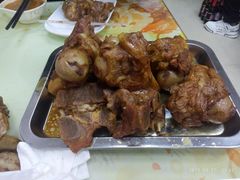 -荣吉招牌自助骨头锅(顾乡店)