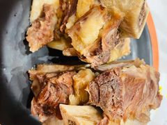 特色牛大骨-瞪眼牛煎包·大锅牛肉汤(懿德城店)