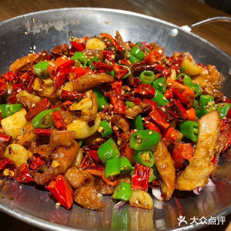 先启半步颠小酒馆