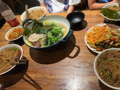 -万记麻辣烫国展总店