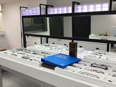-造寸眼镜·蔡司官方授权店(东门店)