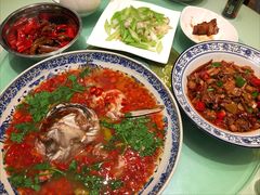 -湘潭九龙鱼头店(城南西路店)