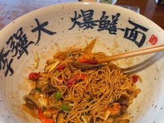 -李犟大爆鳝面·手工蟹黄包(湖滨西湖店)