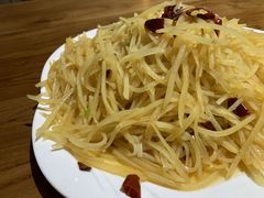 -东来菜馆•手抓海鲜家常菜•海鲜锅贴(鸽子窝店)