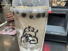 -喜茶(上海淮海中路渔阳里店)
