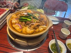 -沙胆彪炭炉牛杂煲(上海日月光广场店)