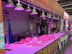 -上海龙吴水胜海发市场