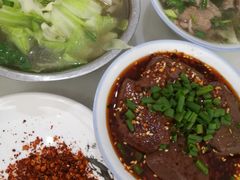 -周记翘脚牛肉