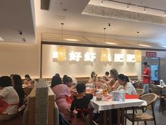 -肥肥虾庄·金牌油焖大虾(汉口城市广场店)
