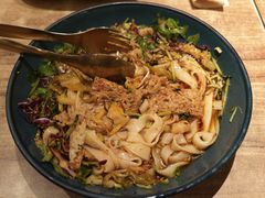 石河子凉皮-耶里夏丽·丝路新疆菜·清真食品(徐汇南丹东路臻选店)