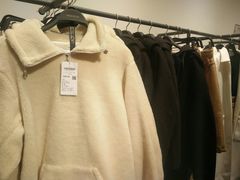 -URBAN REVIVO(西安Momopark店)