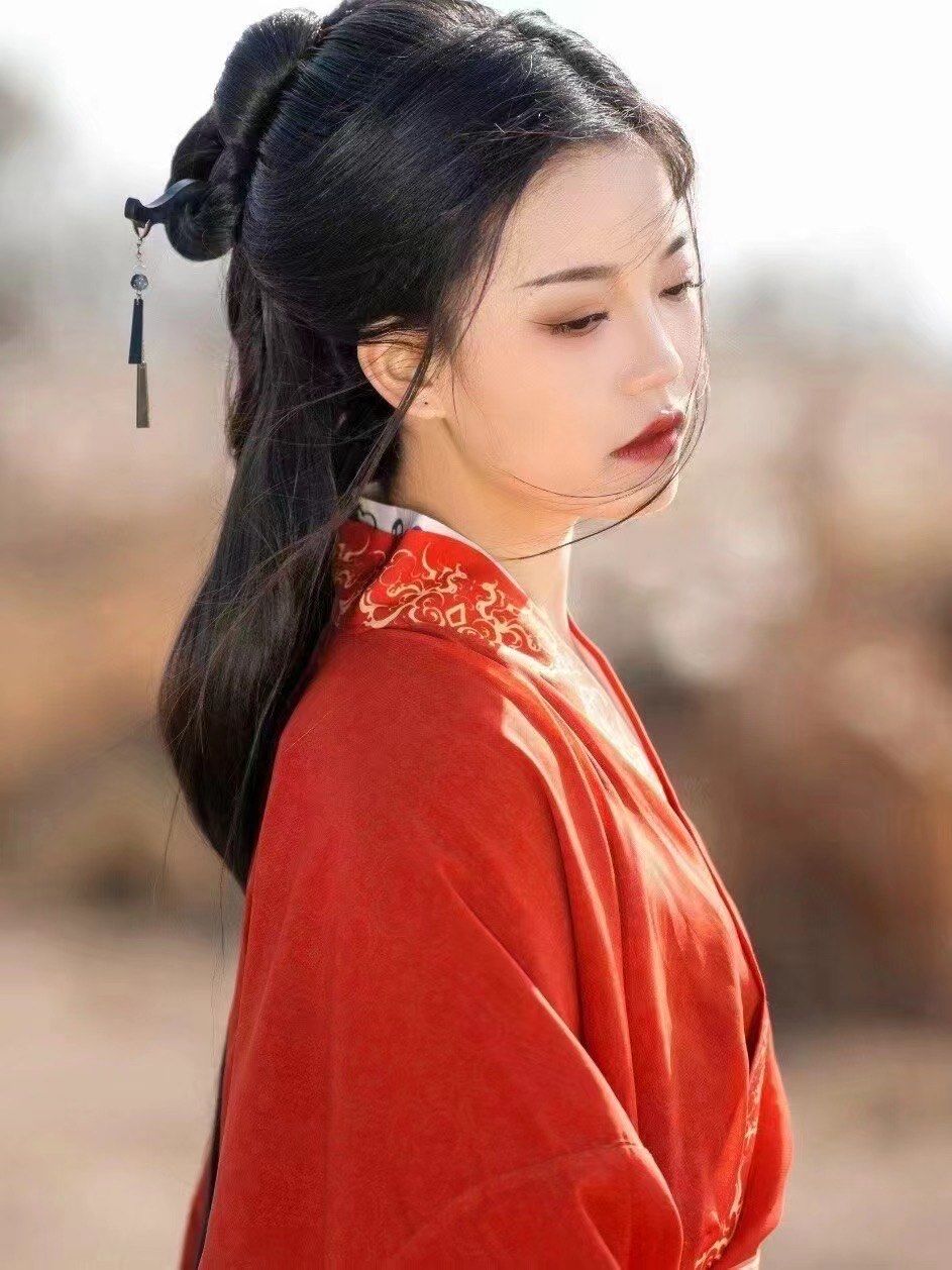 古风美女红衣梦