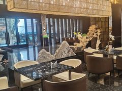 -乔治莫兰迪酒店(济南解放路山东大学店)