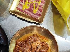 -胡悦里韩式烤肉(芝罘万达广场店)