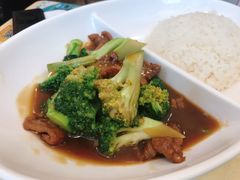 -新绿茵阁茶餐厅(皇朝东南亚花园分店)