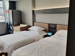 -BUFF电竞酒店(成都春熙路太古里店)