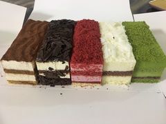 -坤思特1688咖啡(五洲花城店)