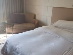 -昆明中心皇冠假日酒店