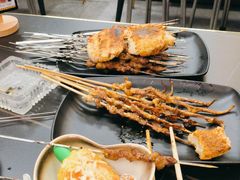 -许哥东北烧烤·铁丳烤串·宫后夹肉(繁花中心店)