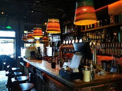 -城墙外BAR