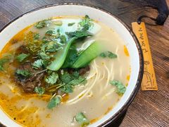-金杨拉面王小吃面馆·牛三宝面·红烧牛肉粉