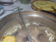 -三个椰子·现砍椰子鸡(金源CBD店)
