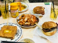 猪扒菠萝包-渔记茶餐厅(渔村店)