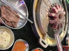 -哈哈碳都·牛肋条无限自助烤肉(宝龙店)
