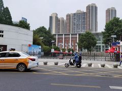 -武汉市第四初级中学