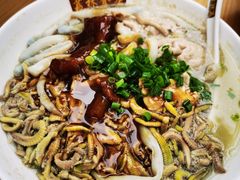 沙虫禾虫猪脑米线-荔林食店(西华路店)