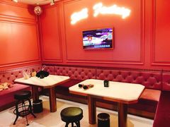 -范特西FANTASY量贩式KTV(民主广场店)