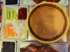 至尊招牌烤鸭-大碗居·烤鸭·鱼头泡饼(天坛东门店)