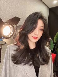 -BULB STUDIO 巴柏明星发型工作室